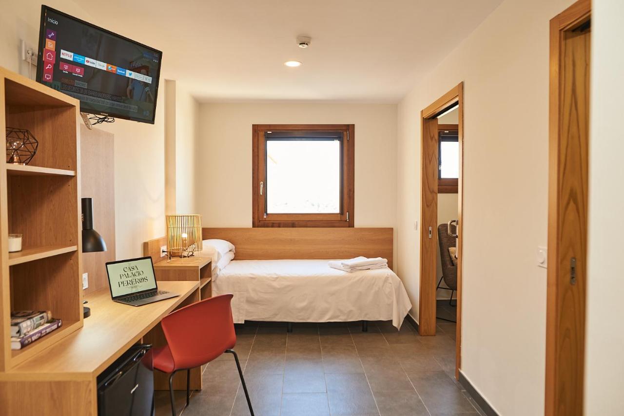 Hotel Casa Palacio Pereros Caces Εξωτερικό φωτογραφία