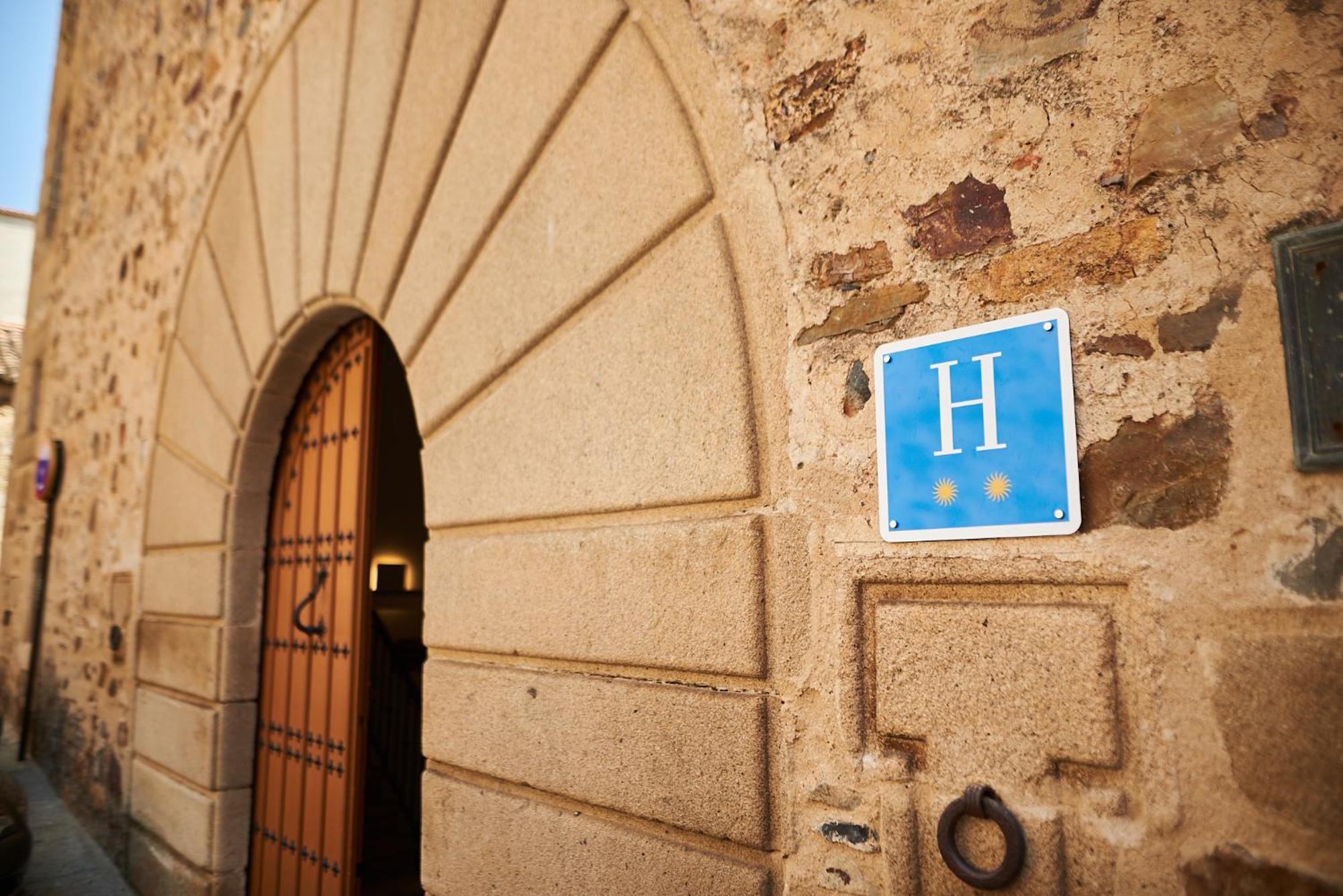 Hotel Casa Palacio Pereros Caces Εξωτερικό φωτογραφία